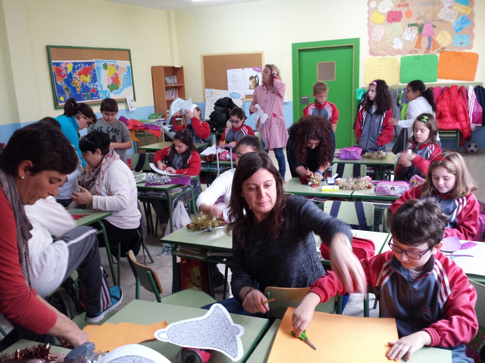 Decorando la Navidad 4° Primaria